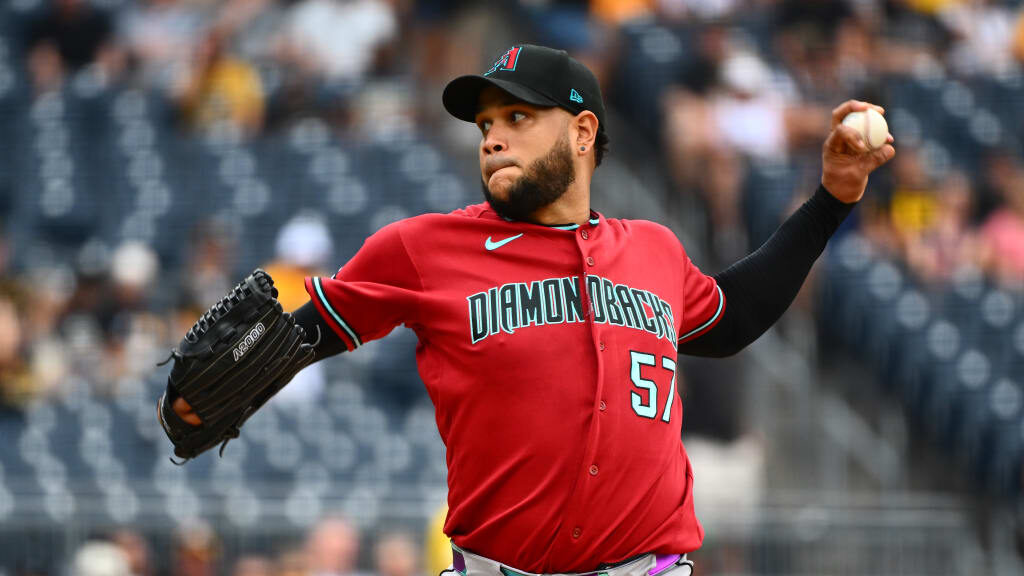 e-rod-on-the-mound-chalk-it-up-as-a-d-backs-win