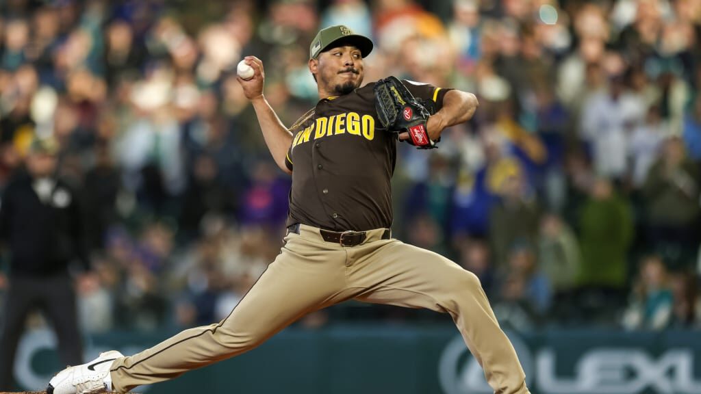 padres-activate-estrada-from-injured-list-dfa-knuckleballer-waldron