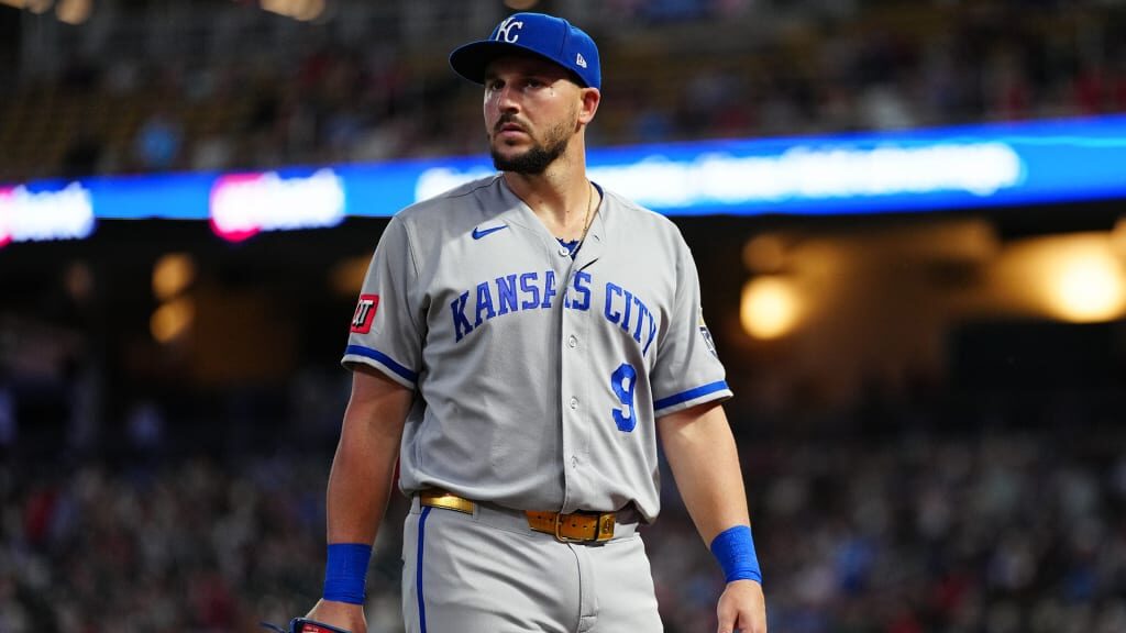 pasquantino-heads-back-to-injured-list-with-right-wrist-soreness
