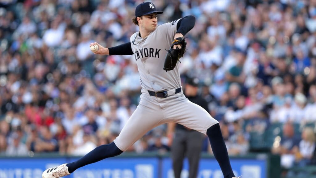 schlittler-keeps-padding-cy-young-resume-after-2-hit-gem-in-chicago