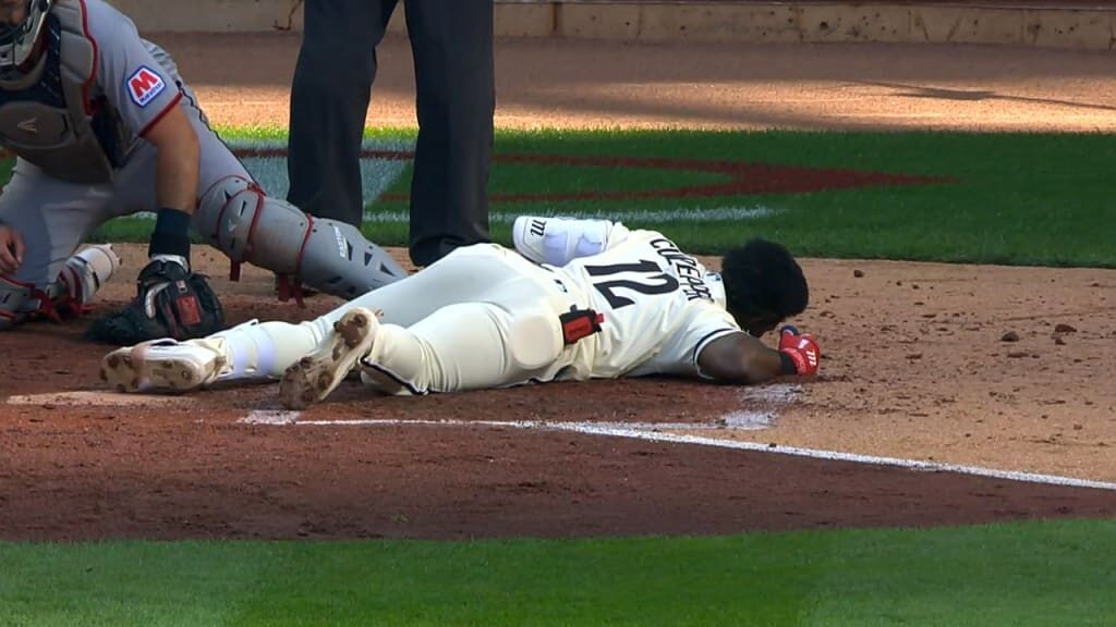 Culpepper exits with shoulder contusion after hit-by-pitch