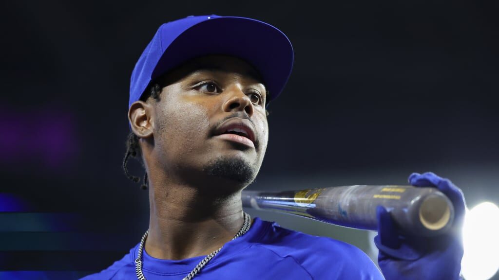 de-paula-gets-1st-taste-with-the-big-boys-in-mlb-debut