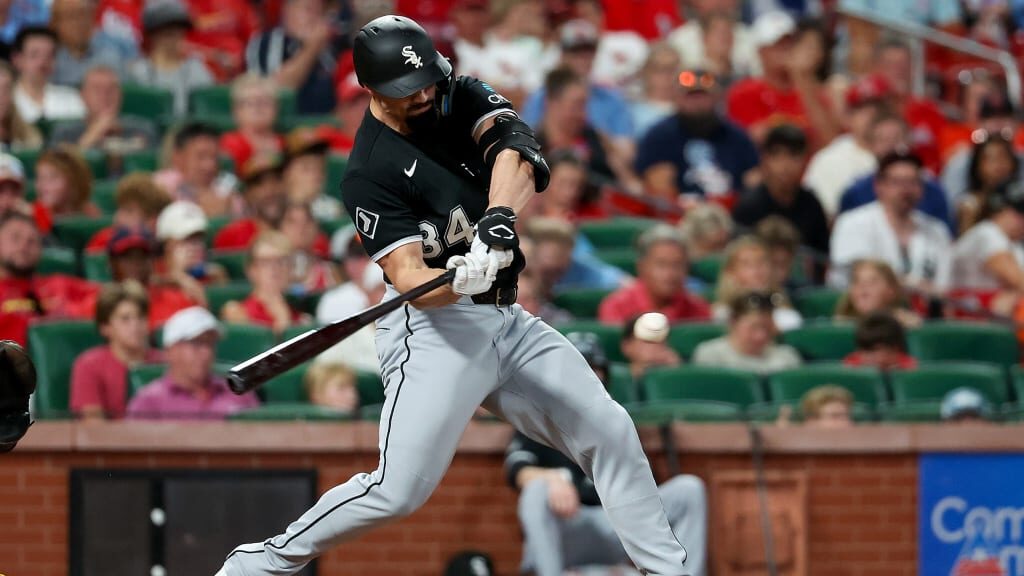 grichuk-plays-hero-in-ninth-as-white-sox-increase-al-central-lead