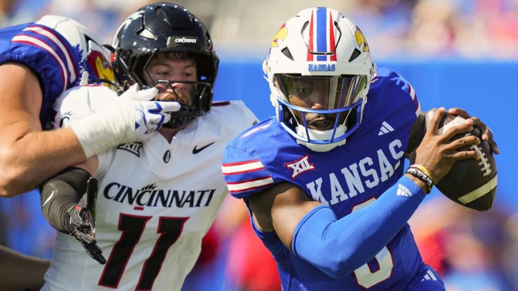 jalon-daniels-highlights-kansas-qbs-445-yard-4-td-day-vs-cincinnati-in-2025