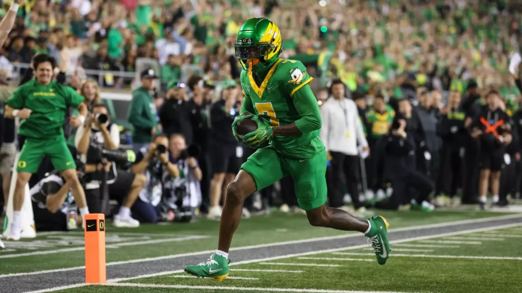 ducks-host-bruins-in-top-25-battle