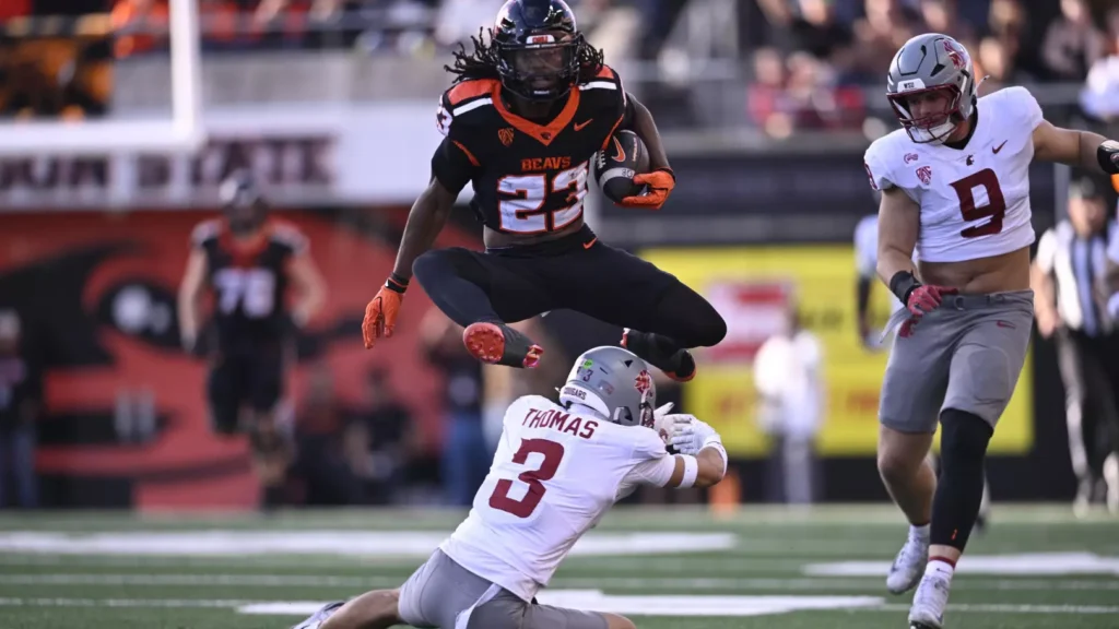 newberry-has-career-day-beavers-beat-washington-state-48-30